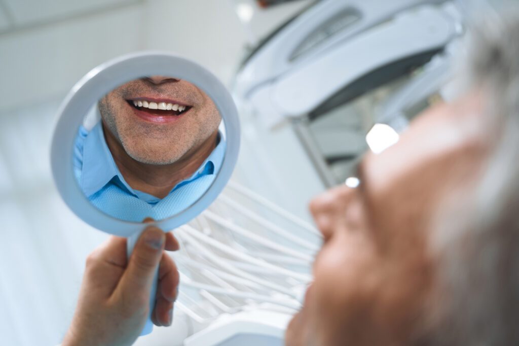 consultation-dentiste-chirurgie-muco-gingivale-amiens-1024x684